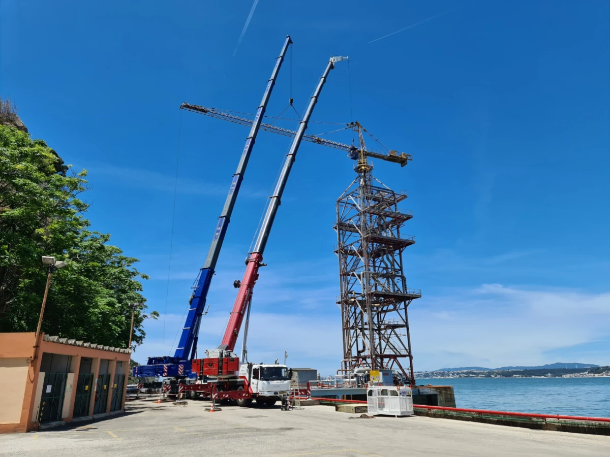 Desmantelamento de Torre-Grua no Terminal de Porto Brandão